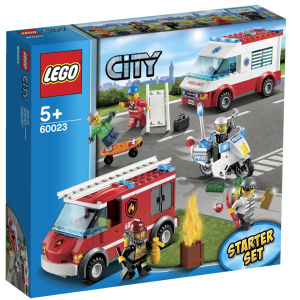 LEGO City: Town: City Starter Set (60023): Image 01