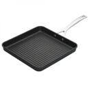 Le Creuset Toughened Non-Stick Ribbed Square Grill - 28cm
