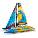 LEGO Technic: Racing Yacht (42074)