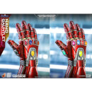 Hot Toys Avengers: Endgame Life-Size Masterpiece Replica 1/1 Nano Gauntlet 52cm