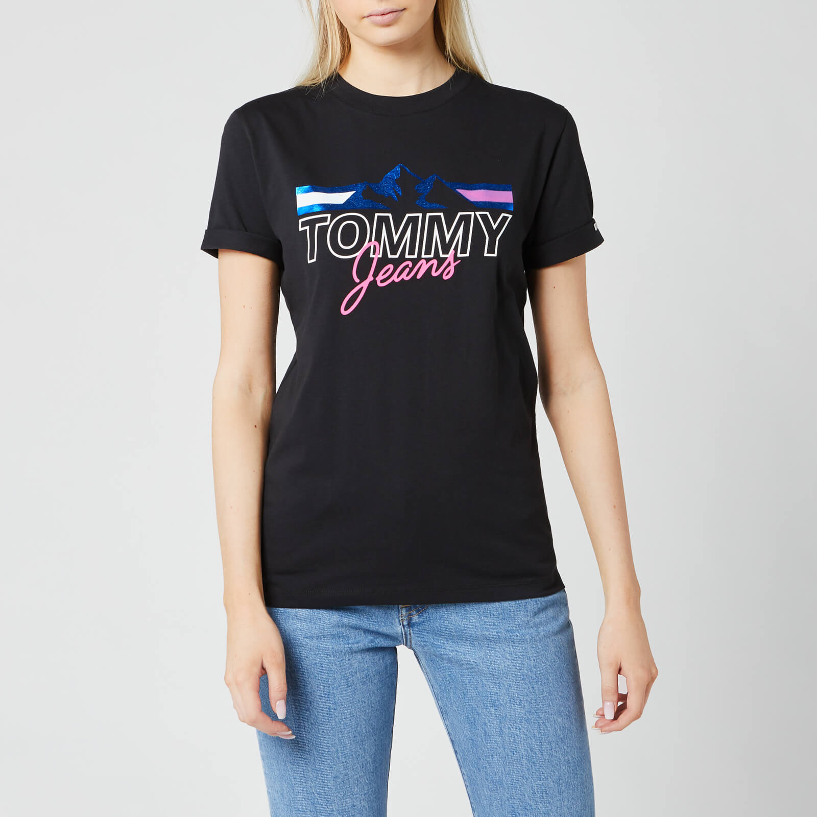 black tommy jeans t shirt