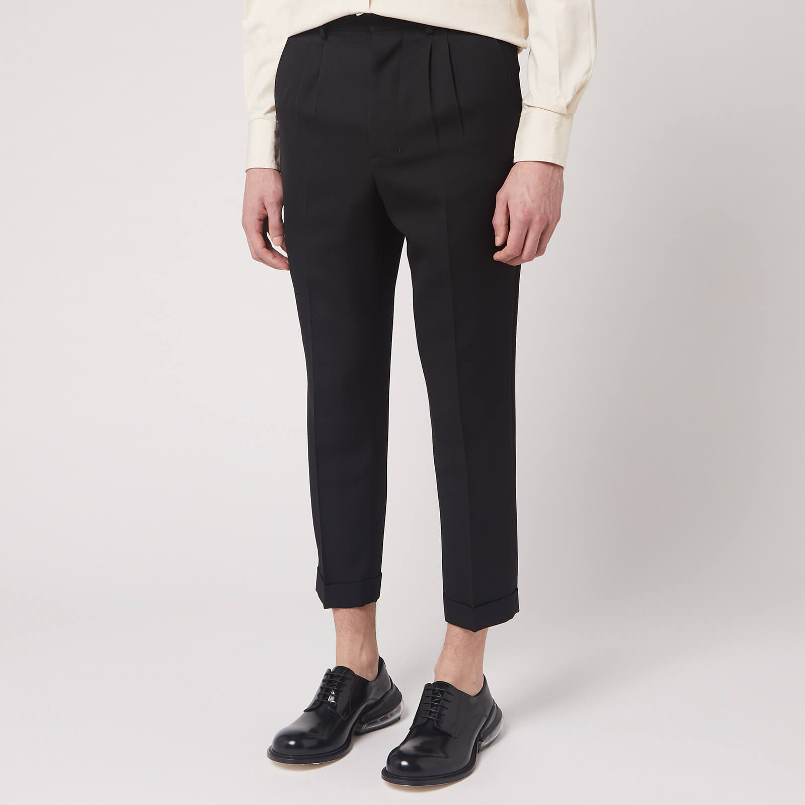 Ami Men S Wool Pleated Carrot Fit Trousers Noir Free Uk