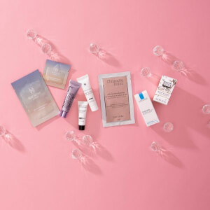 9-Piece Beauty Bag (Worth $62) 9-Piece Beauty Bag (Worth $62)