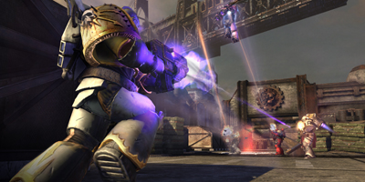 Online multiplayer, showing 5 different Space Marines attacking each other