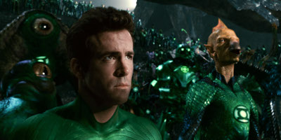 Hal Jordan/Green Lantern joué par Ryan Reynolds, lors d'une réunion de Green Lantern