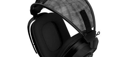 A closer view of the headset