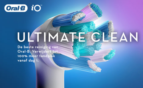 Ultimate clean, the image shows a close up of the brush head and its bristles.