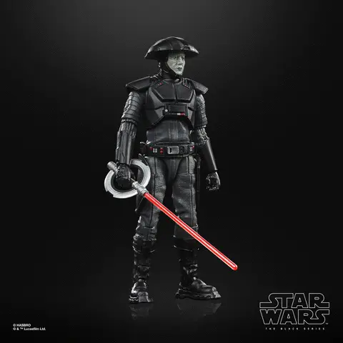 Slideshow of image showing the figure from different angles. Text on screen reads Star Wars the Black Series