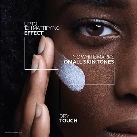 Image 1, UPTO 12H MATTIFYING EFFECT NO WHITE MARKS ON ALL SKIN TONES DRY TOUCH Image 2, 92% AGREE SKIN LOOKS LESS OILY LA ROCHE-POSAY LABORATOIRE DERMATOLOGIQUE ABSORBS SEBUM AND REDUCES THE APPEARANCE OF PORES ANTHELIOS UVMUNE 400 50+ UVB UVA) ANTI-OXYDANT Très haute protection/Very high protection OIL CONTROL FLUIDE/FLUID ULTRA LONG-UVA PROTECTION SUITABLE FOR ACNE-PRONE SKIN SHORT vva UVAUVA 400 "Self-assessment, 106 subjects Image 3, MEXORYL AIR- 400 PROTECTS AGAINST LICIUM LONG-LASTING THE MOST PENETRATIVE MATTIFYING EFFECT" UV RAYS Image 4, FOR DAILY USAGE REAPPLY FREQUENTLY TO MAINTAIN PROTECTION 2 DAY 3 NIGHT LA ROCHE-POSAY LABORATORE DERMATOLOGIQUE LA ROCHE-POSAY HYALU B5 SERUM ANTHELIOS. UVMUNE 400 50+ OL CONTROL FLUIDE/FLUID ULTRA LONG-UVA PROTECTION LA ROCHE-POSAY EFFACLAR SERUM ULTRA CONCENTRE HYALU B5 SERUM ANTHELIOS UV MUNE 400 OIL CONTROL FLUID SPF 50+ EFFACLAR SERUM Image 5, ULTRA-HIGH UVA/UVB PROTECTION OIL CONTROL FLUIDE / FLUID. FLUIDO. Rostro. Muy alta protección. Agitar antes de usar. FLUIDO. Rosto. Muito alta proteção. Agitar antes de usar. FLUID. Sehr hoher Schutz. Vor Gebrauch gut schütteln. FLUIDO. Viso. Protezione molto alta. Agitare prima dell'uso. FLUIDE. Zeer hoge bescherming. Goed schudden voor gebruik. Agiter avant emploi/Shake before use 12M INVISIBLE NO WHITE MARKS ON ALL SKIN TONES FOR OILY SKIN e 50 ml/49 g