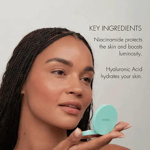 Image 1, key ingedients - niacinamide protects the skin and boosts luminosity. hyaluronic acid hydrates your skin. image 2, why it's so special. innovative formula = a soft vreamy formula that transforms into a velvet finish on the skin. even results = creates a perfect result, regardless if you're wearing powder or cream foundation underneath. velvet effect and seamless finish = blends in beautifully and is buildable for more colour pop. multi use = can also be applied to your eyelids for a fresh and lifted look.