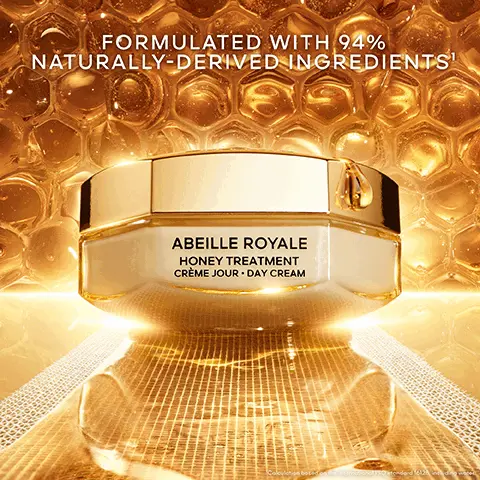 Formulated with 94% naturally derived ingredients. Dermatological scorage, wrinkles -48%, firmness +57%, smoothness +98%, radiance +63%, clinical test by an independent dermatologist 33 women Europe once a day results after one month. Dynamic blackbee repair advanced technology. Polyfragmented hyaluronic acid. Pro-elasticity hexapeptide. Now refillable. Abeille royale youth renewal. Over 90% natural origin ingredients, calculation based on the international ISO standard 16128 including water. Up to 40% recycled glass. Guerlain for bees conservation programme, more than 10 partnerships dedicated to bee preservation.