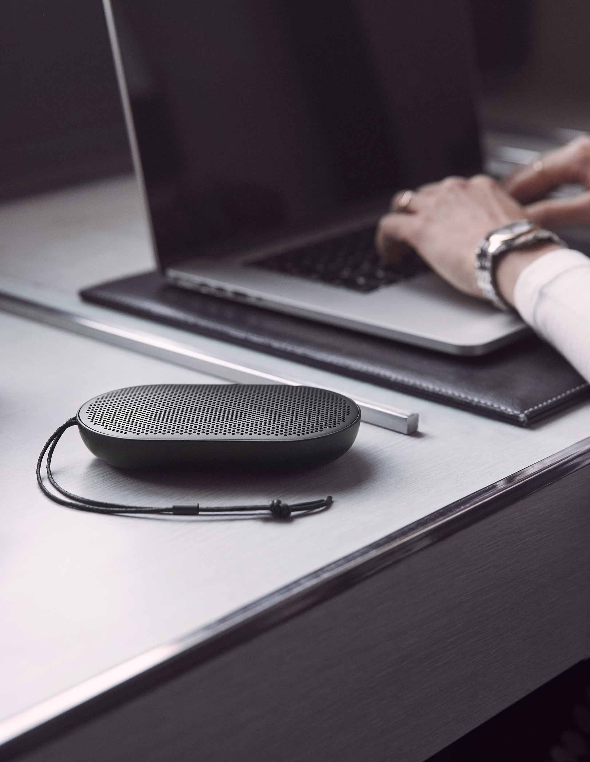 b&o p2 portable bluetooth speaker