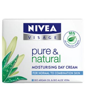 nivea pure & natural moisturising day cream