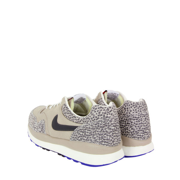 nike safari trainers