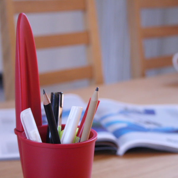 Pen Lid Shaped Pen Holder - Red | IWOOT