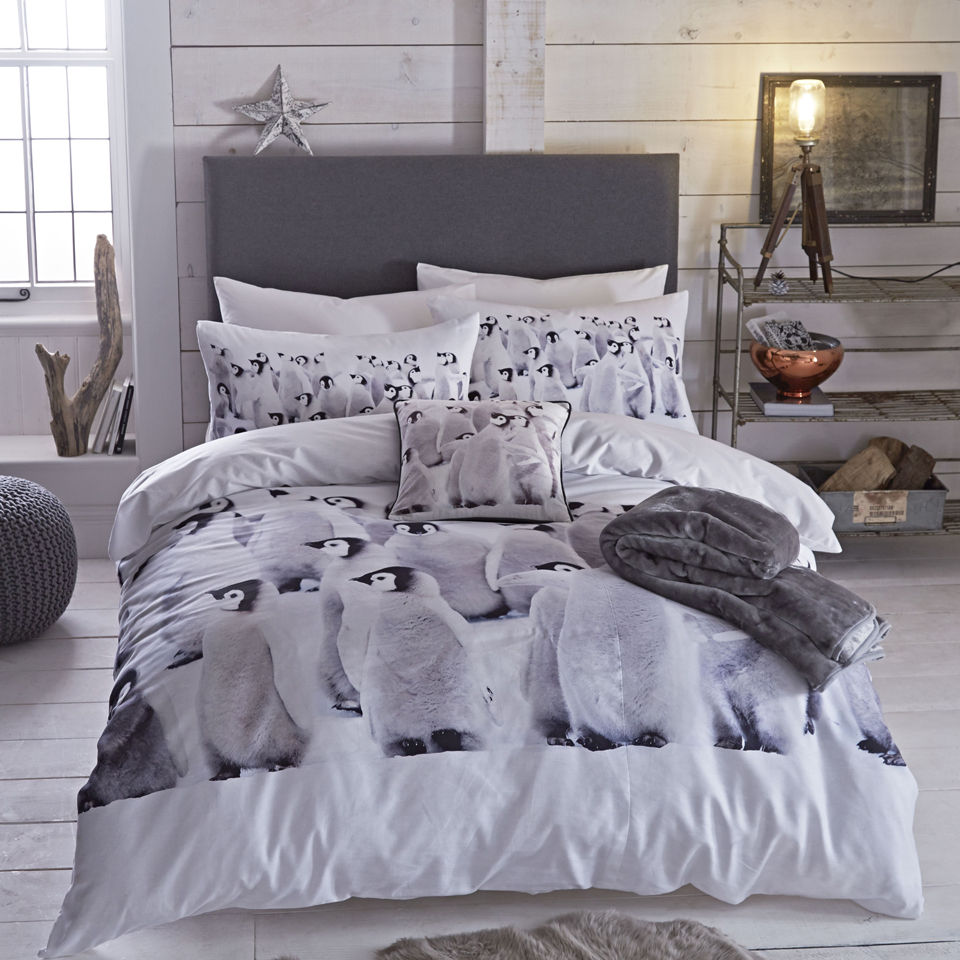 Catherine Lansfield Penguin Colony Bedding Set Multi