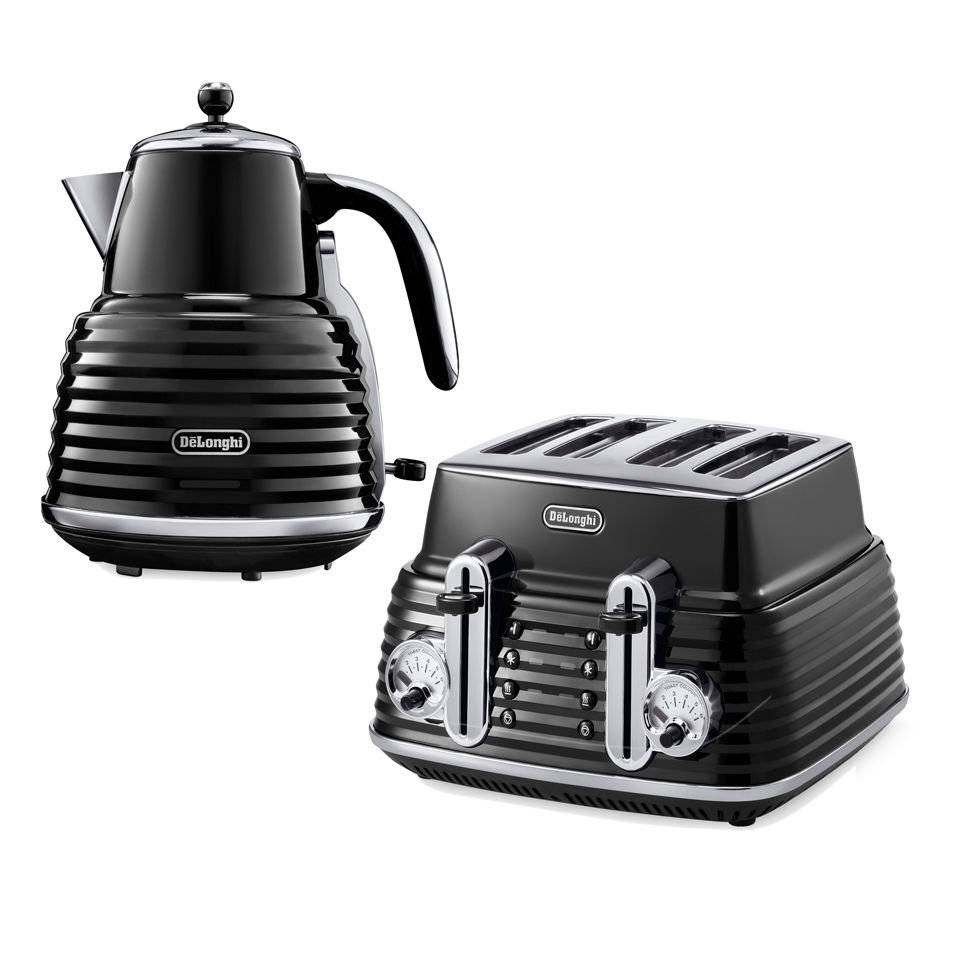 De'Longhi Scultura 4 Slice Toaster and Delonghi Scultura Kettle and Toaster