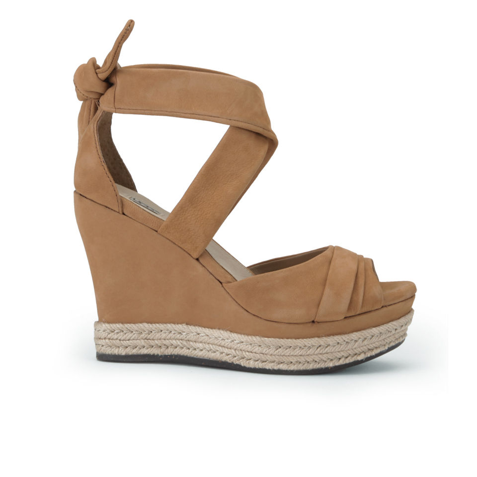 UGG Women's Lucy Leather Wedges - Chestnut - Free UK Delivery over £50