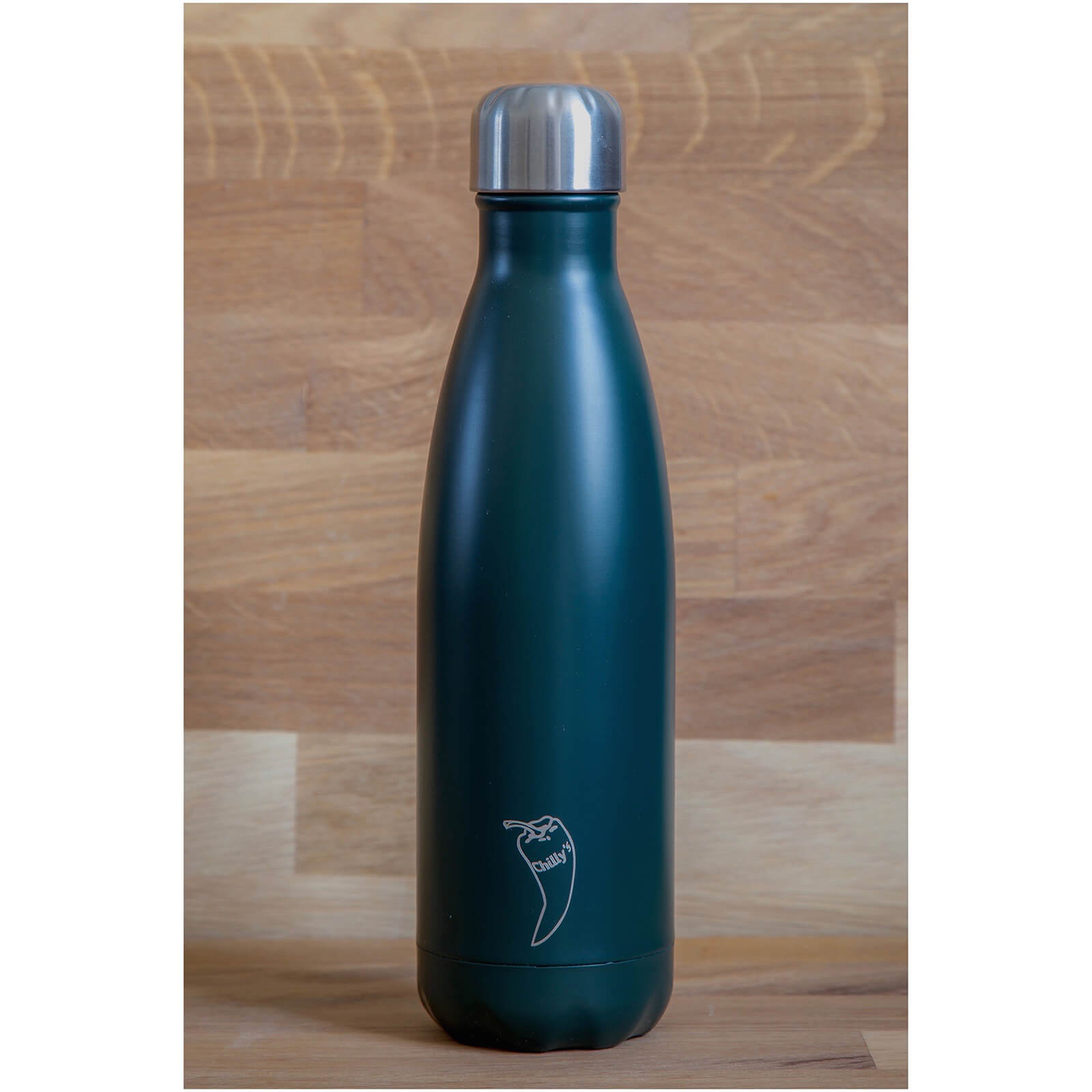 Download Chilly's Bottles 500ml - Matte Green | IWOOT Yellowimages Mockups