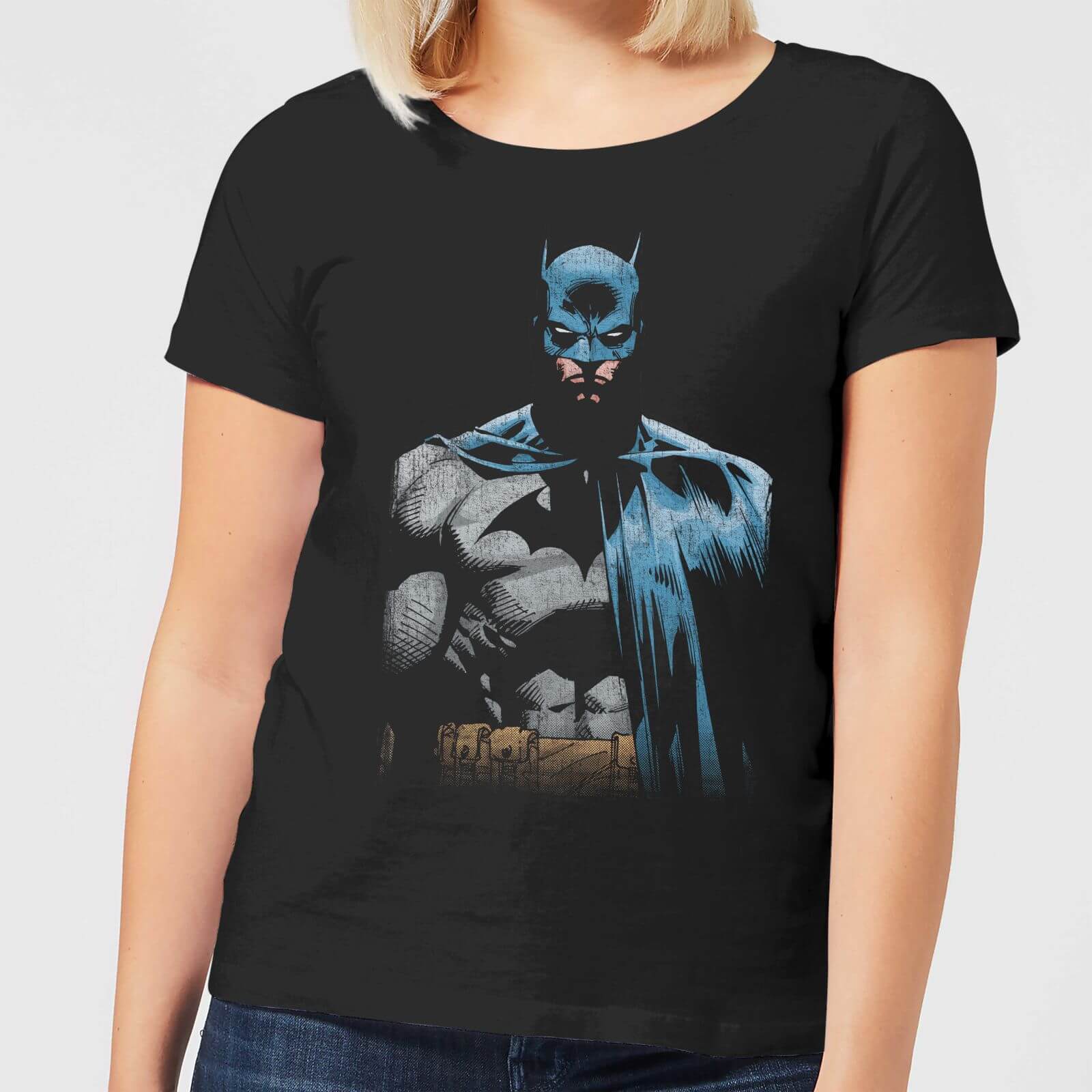 Dc Comics Batman Close Up Women S T Shirt Black Clothing Zavvi Us