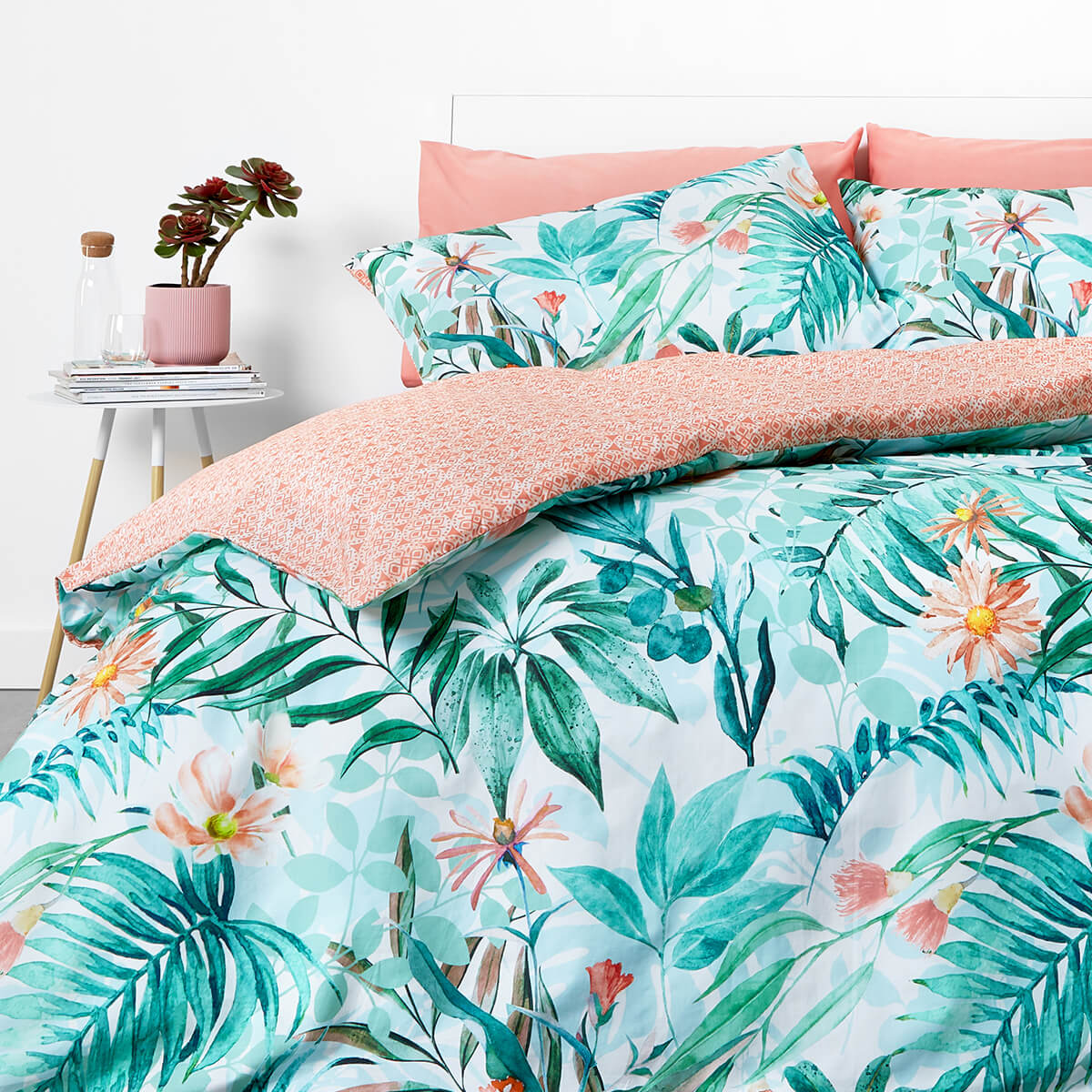In Homeware Duvet Set Tropical Palm Homeware Thehut Com