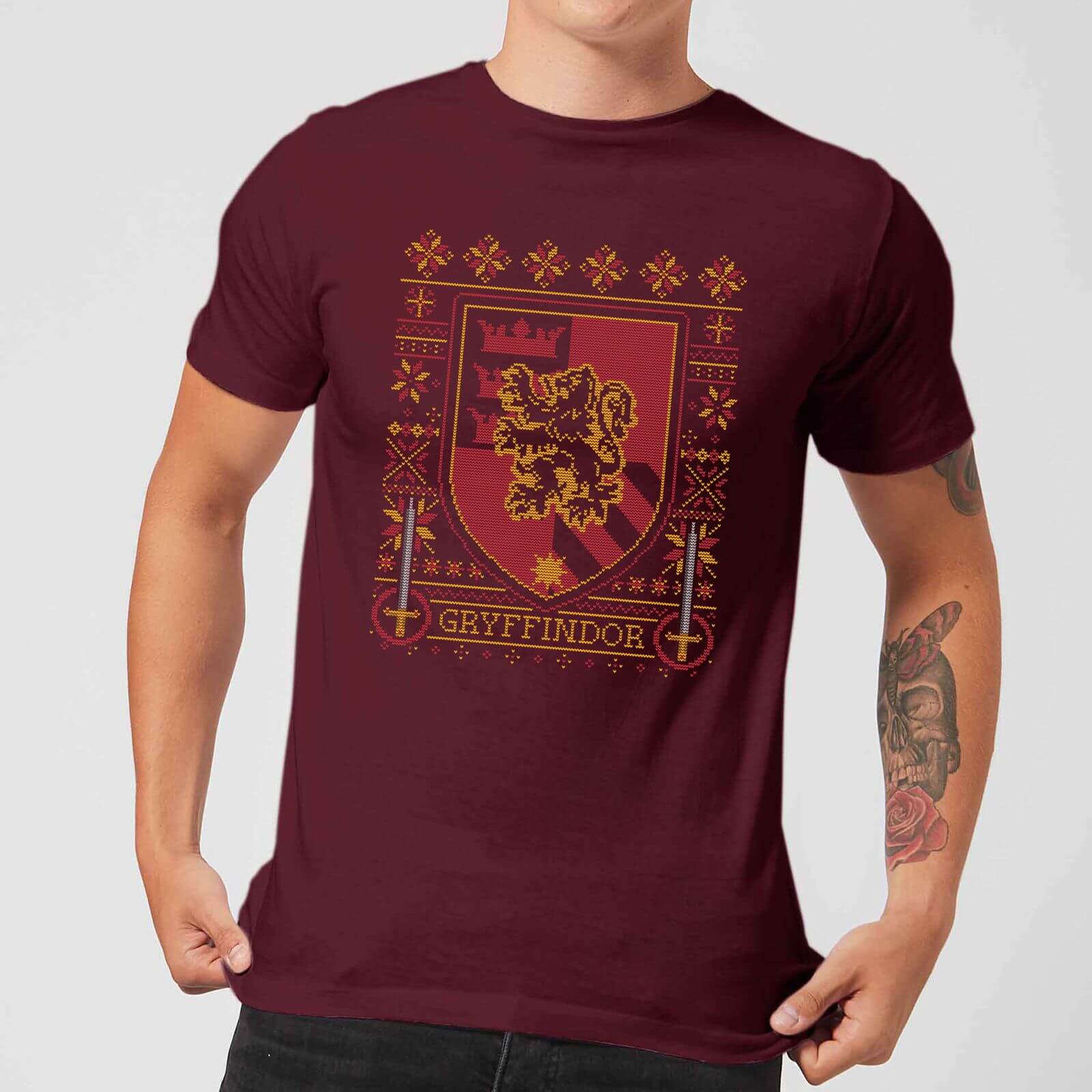 Harry Potter Gryffindor Crest Men S Christmas T Shirt Burgundy Clothing Zavvi Uk