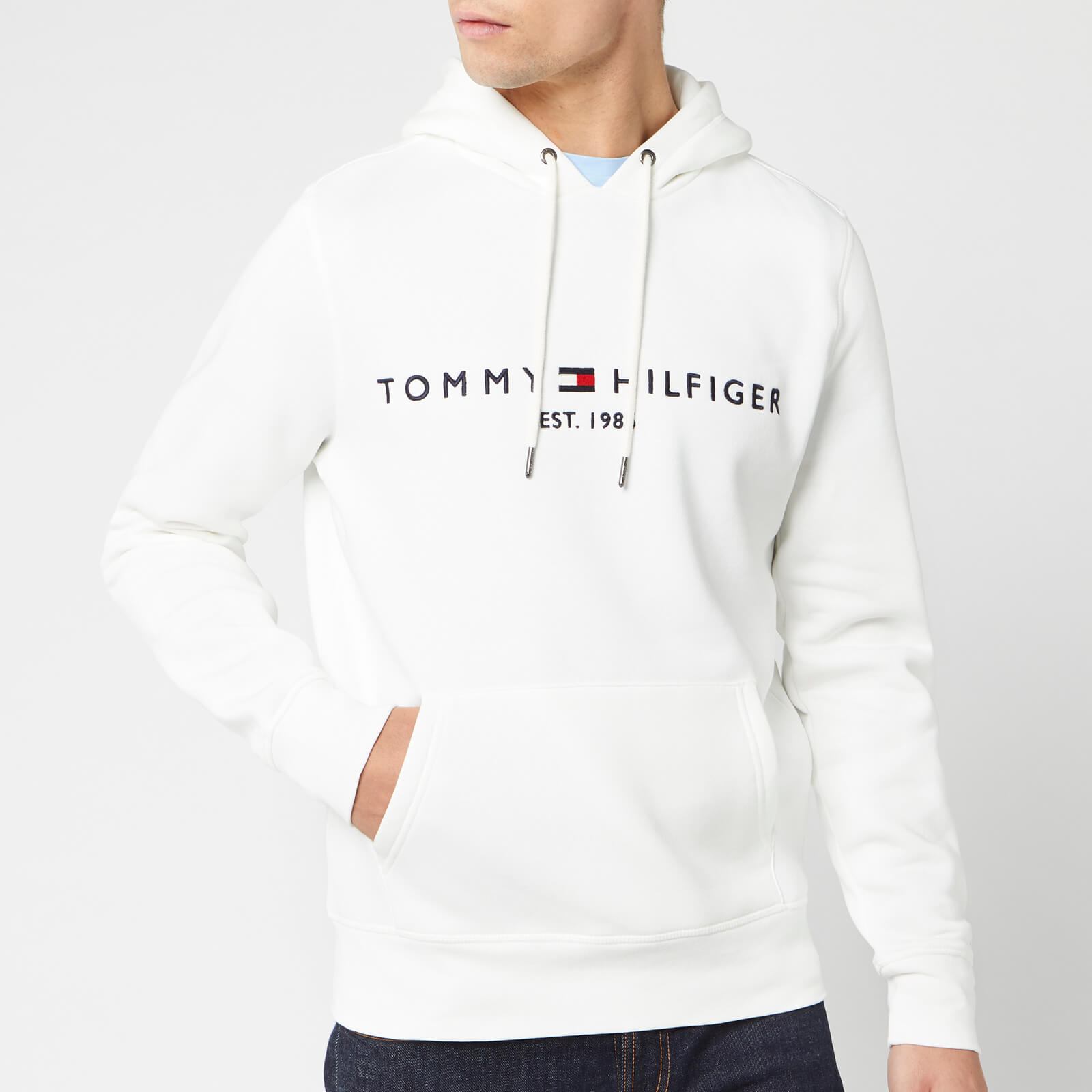 tommy white sweatshirt