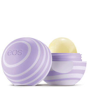 Bálsamo labial en esfera suave de néctar de mora Visibly Soft de EOS