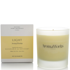 AromaWorks Light Range Candle - Mandarin and Vetivert 30cl