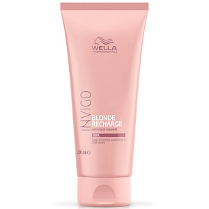 Оттеночный бальзам-уход для холодных светлых оттенков Wella Professionals INVIGO Blonde Recharge Cool Blonde Conditioner 200 мл