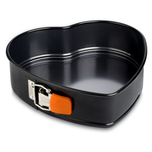 Le Creuset Bakeware Toughened Non Stick Heart Cake Tin - 25cm
