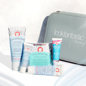 First Aid Beauty lookfantastic Discovery Bag (Wert 36 €)