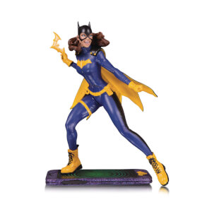 DC Core Batgirl PVC Statue