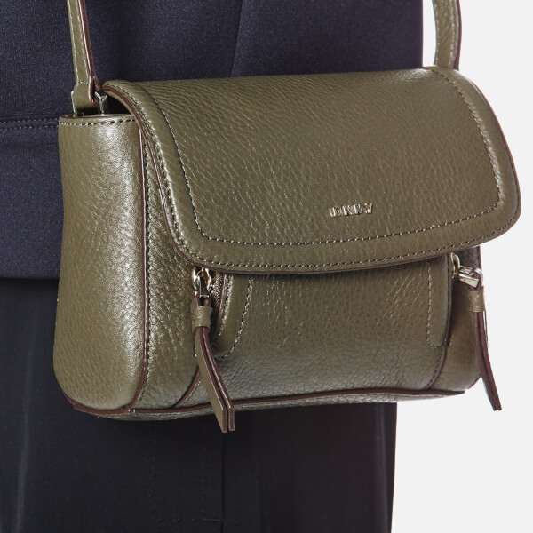 DKNY Women's Chelsea Vintage Mini Messenger Bag Utility