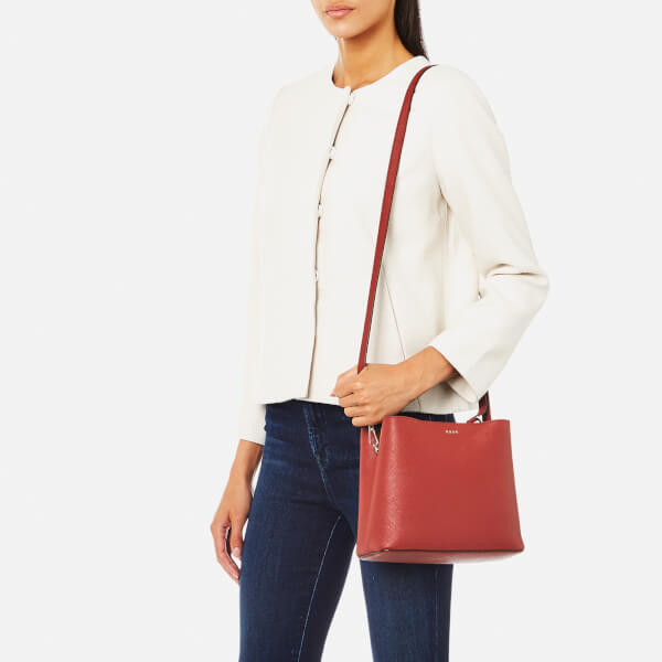 dkny bryant bucket bag