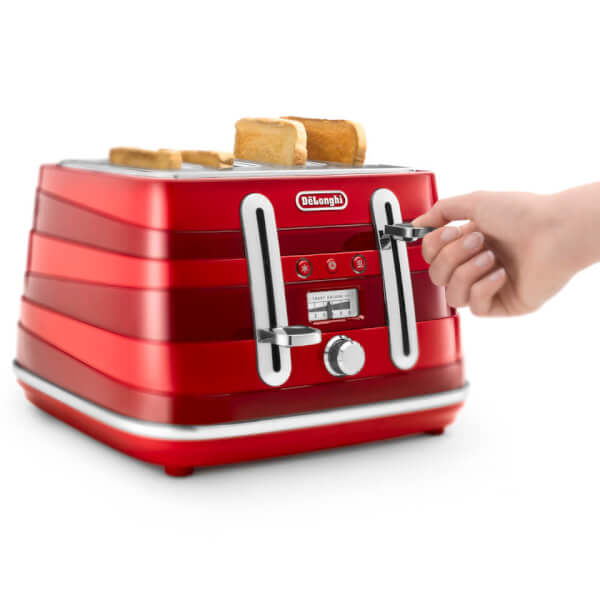 De'Longhi Avvolta Kettle and 4 Slice Toaster Red IWOOT