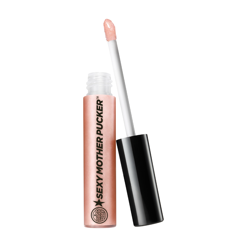 Qie es heterosexual discrimination Sexy mother pucker lipgloss
