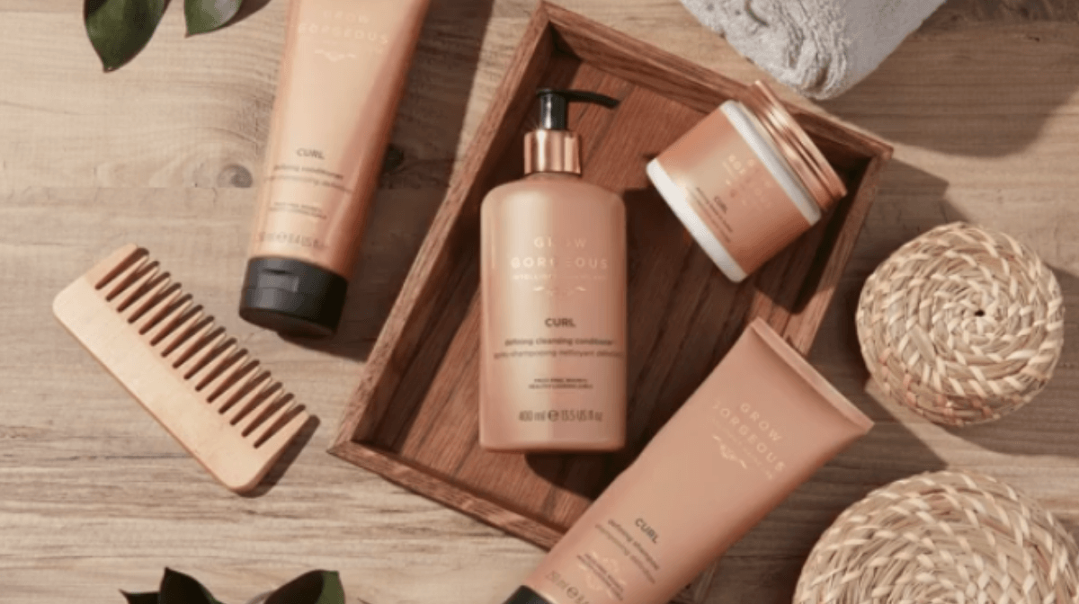 Quels sont les avantages d'un double lavage des cheveux ? - Grow Gorgeous
