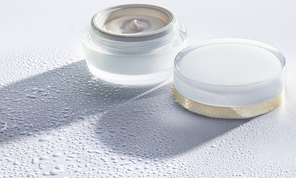 <b>NIGHT CREAM VS. MOISTURISER</B>