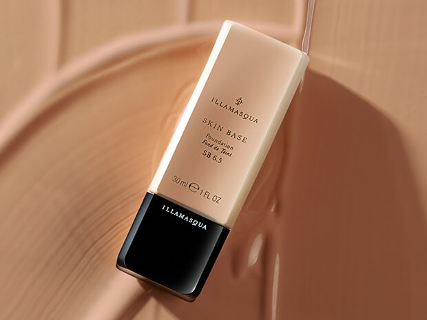 illamasqua beyond liquid highlighter
