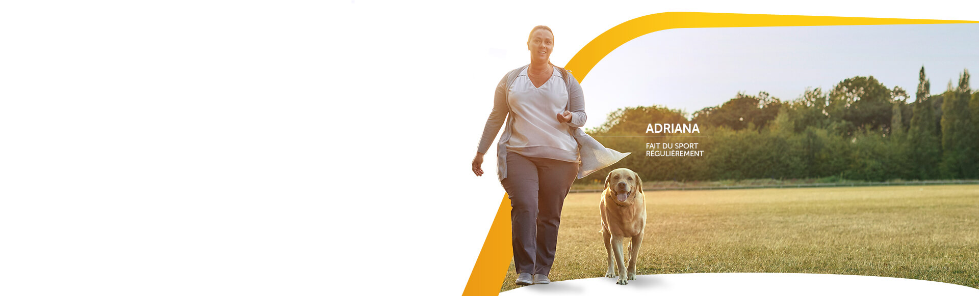 Image d'une femme qui fait de l'exercice régulièrement avec son chien