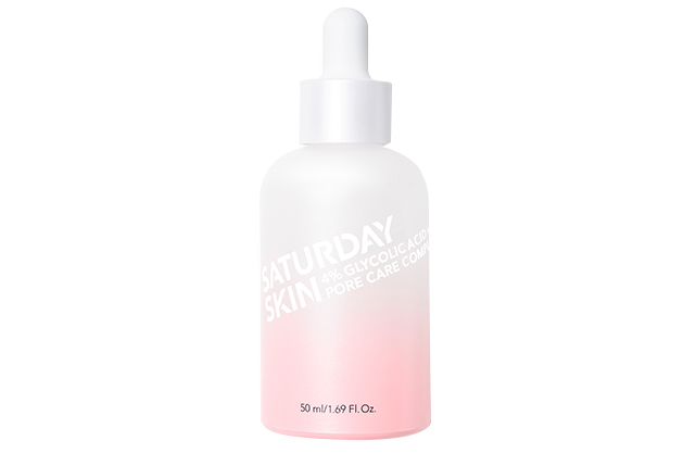 <i>SATURDAY SKIN</i>