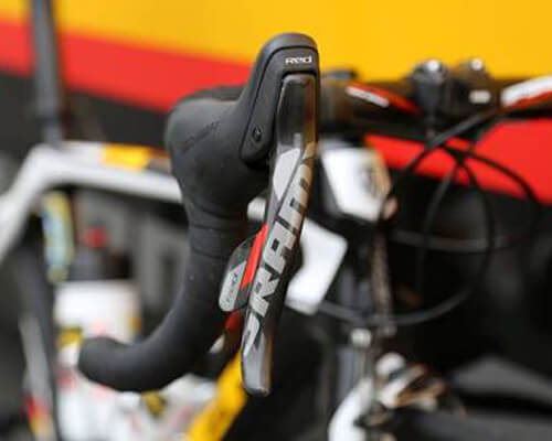 SRAM