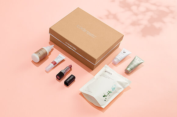 Discover the lookfantastic April Beauty Box