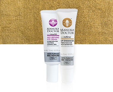 Le masque pour la personne dans les salons de la beauté